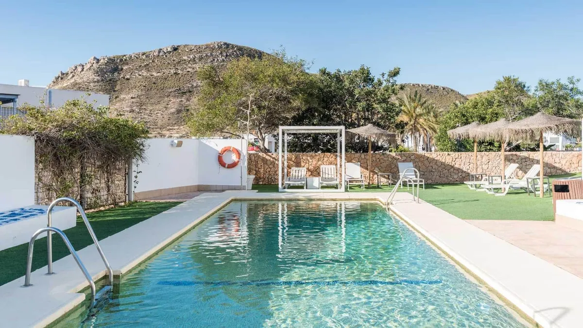 Piscina de Calachica Las Negras