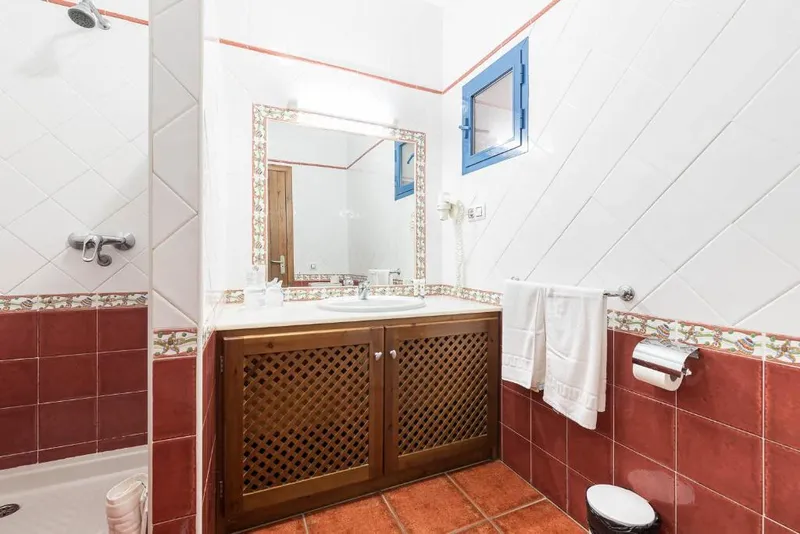Habitación Doble 2 Camas - aseo 2